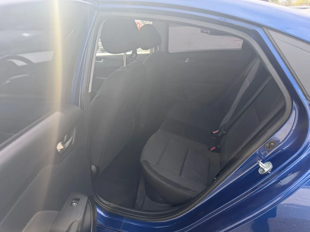 Hyundai Accent SE Sedan FWD ����������  (���� �� ��) | Mobile.bg � ����������� 4