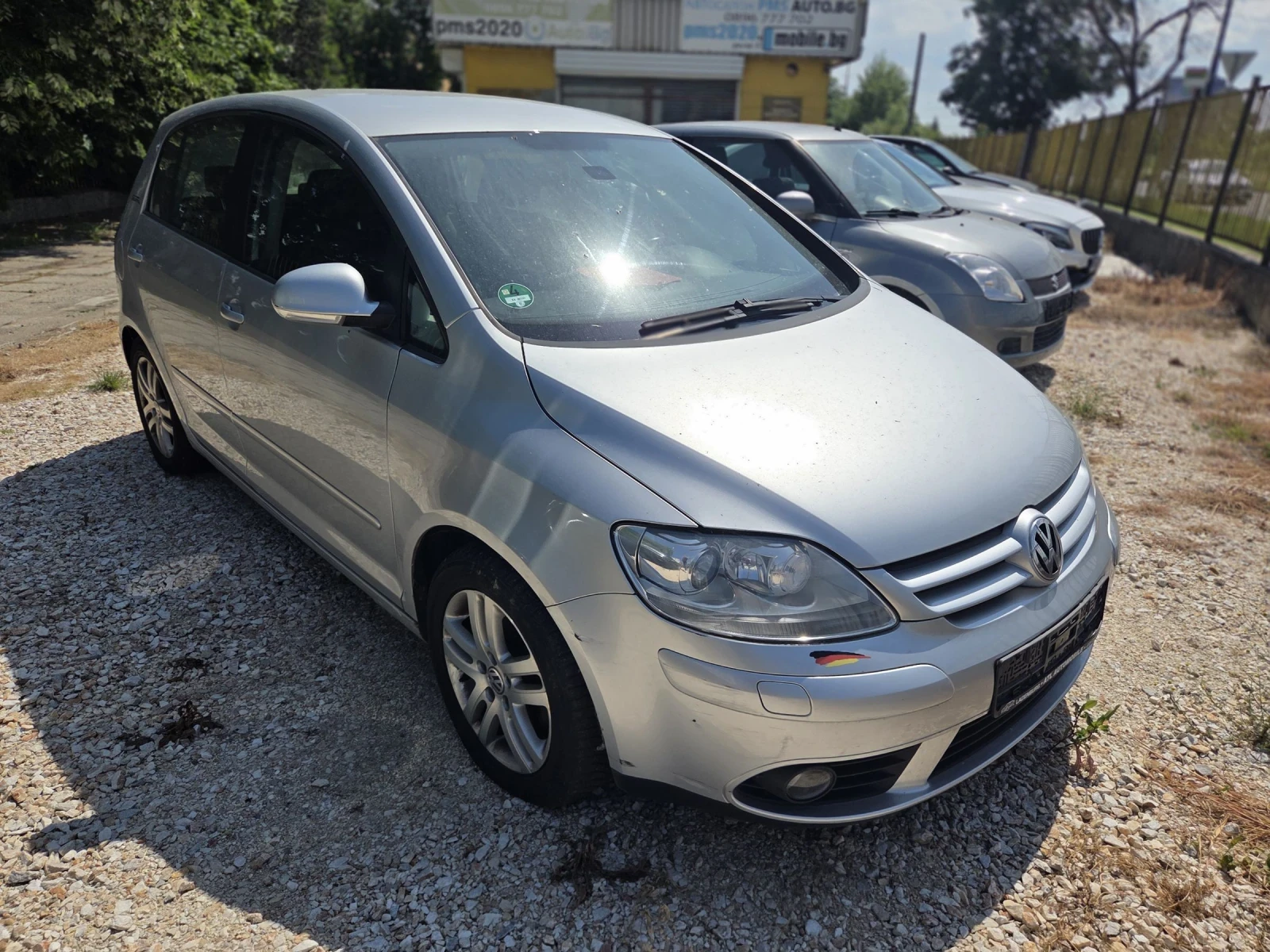 VW Golf Plus 1.6бенз , снимка 3 - Автомобили и джипове - 54574387