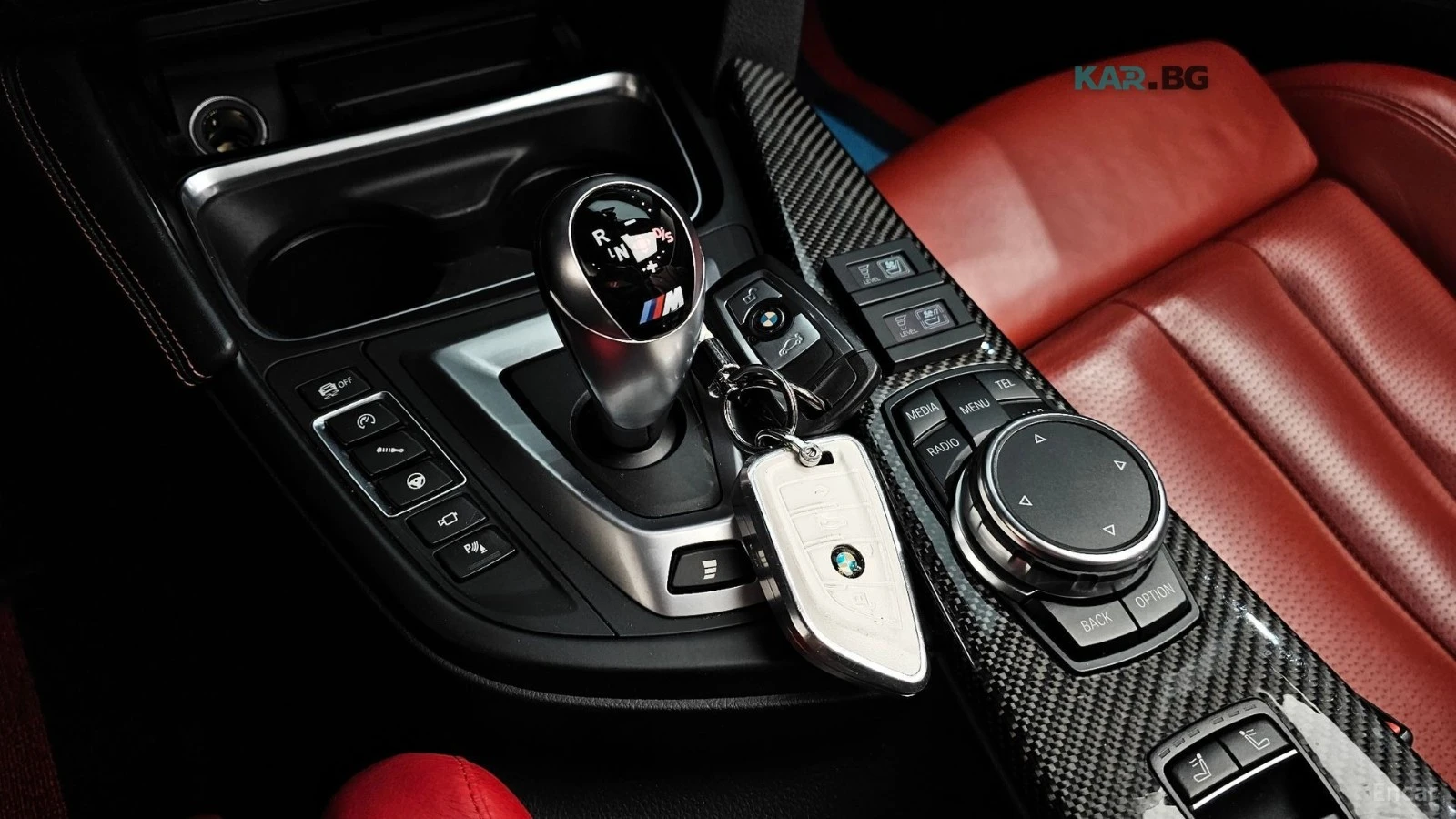 BMW M4 Convertible* HARMAN* KARDON* 360* КАМЕРИ* HEADUP* , снимка 11 - Автомобили и джипове - 54784199