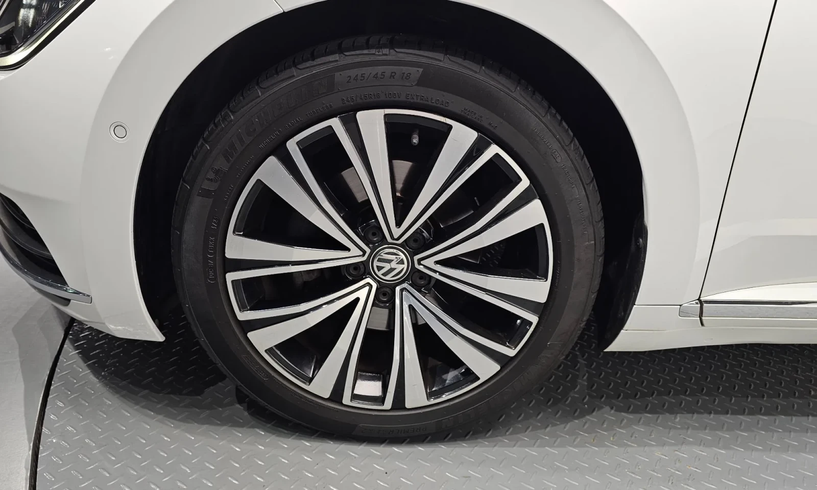 VW Arteon PRESTIGE !УНИКАТ! #HEAD UP/360CAM !ПАНОРАМА, снимка 5 - Автомобили и джипове - 55063845