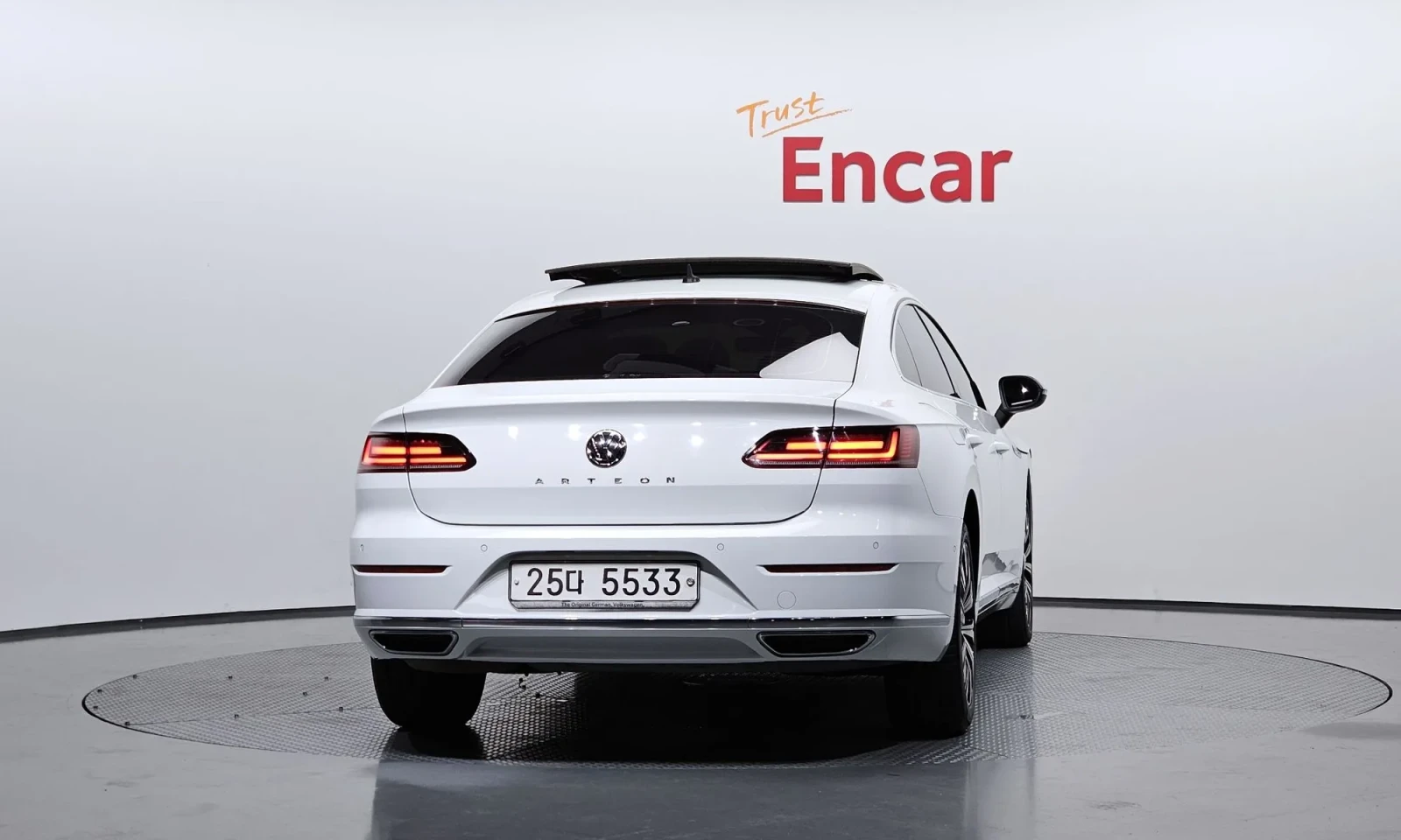 VW Arteon PRESTIGE !УНИКАТ! #HEAD UP/360CAM !ПАНОРАМА, снимка 4 - Автомобили и джипове - 55063845