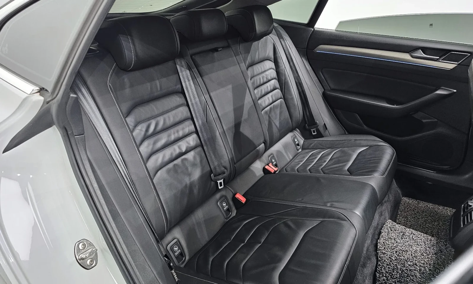 VW Arteon PRESTIGE !УНИКАТ! #HEAD UP/360CAM !ПАНОРАМА, снимка 11 - Автомобили и джипове - 55063845