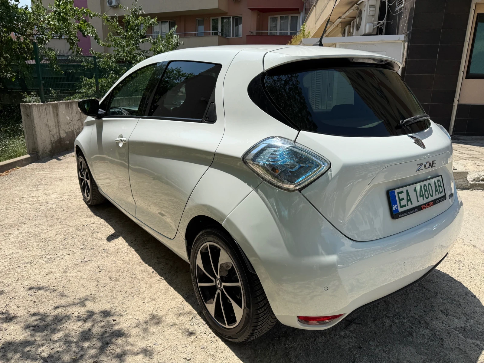 Renault Zoe Zoe 41 kw термо помпа , снимка 3 - Автомобили и джипове - 55140430