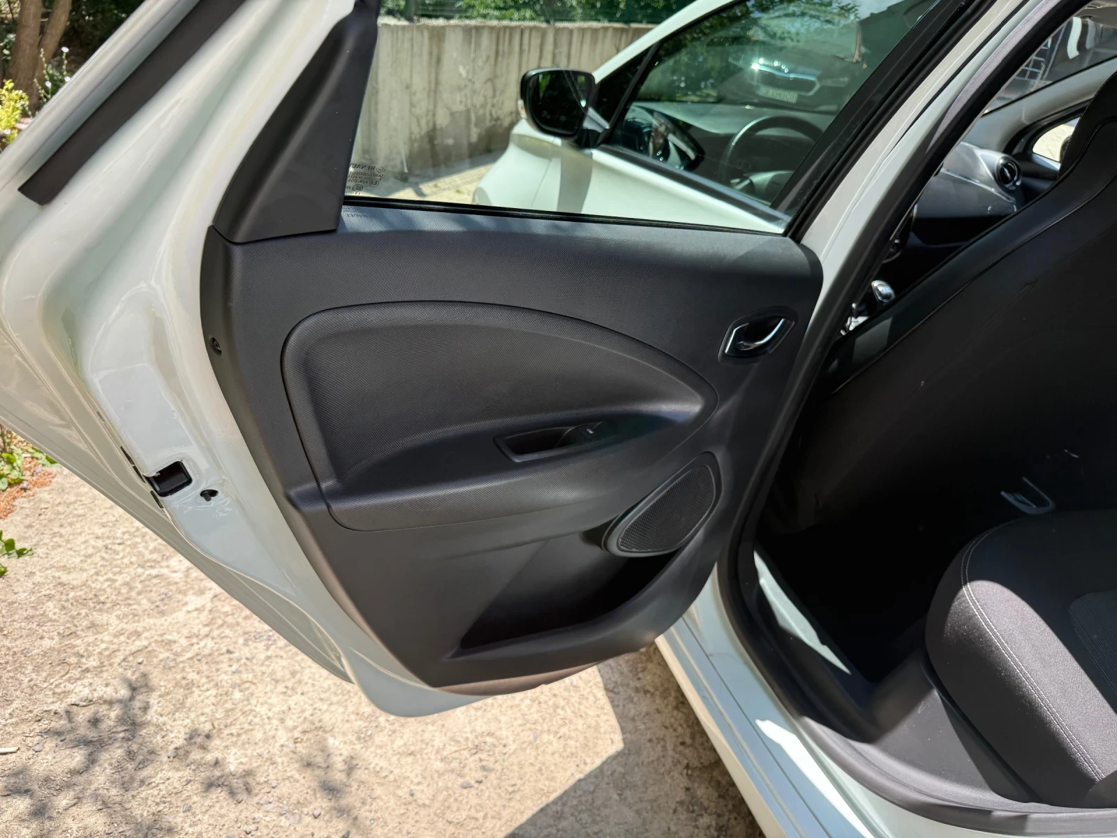 Renault Zoe Zoe 41 kw термо помпа , снимка 7 - Автомобили и джипове - 55140430