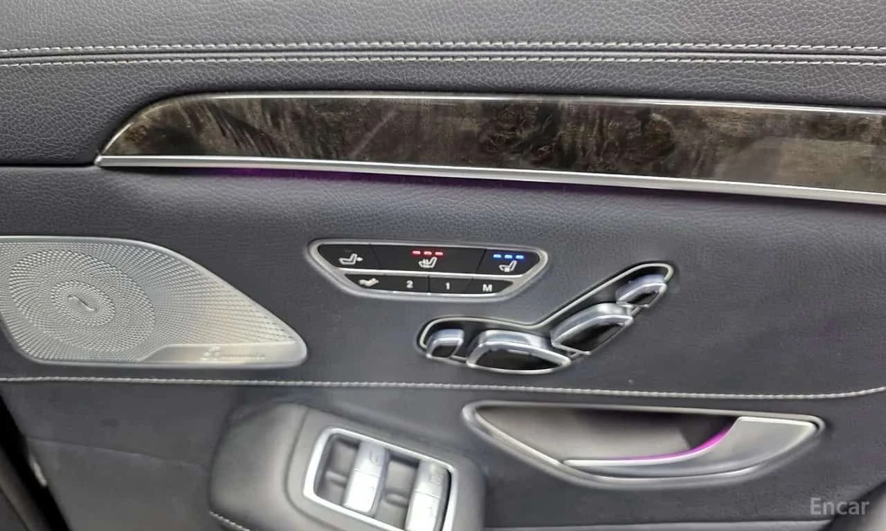 Mercedes-Benz S 500 Long 4MATIC * 63 FACE PACK * ТЕЛЕВИЗОРИ, снимка 17 - Автомобили и джипове - 55574522