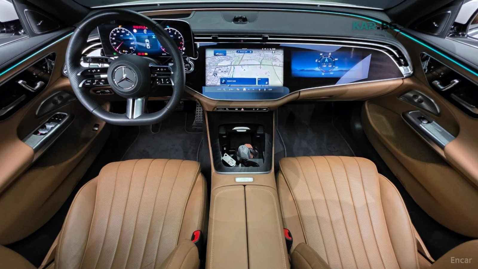 Mercedes-Benz E 300 4MATIC* AMG-LINE* DISTRONIC* ОБДУХ* 360* ХЕДЪП* , снимка 5 - Автомобили и джипове - 55798942