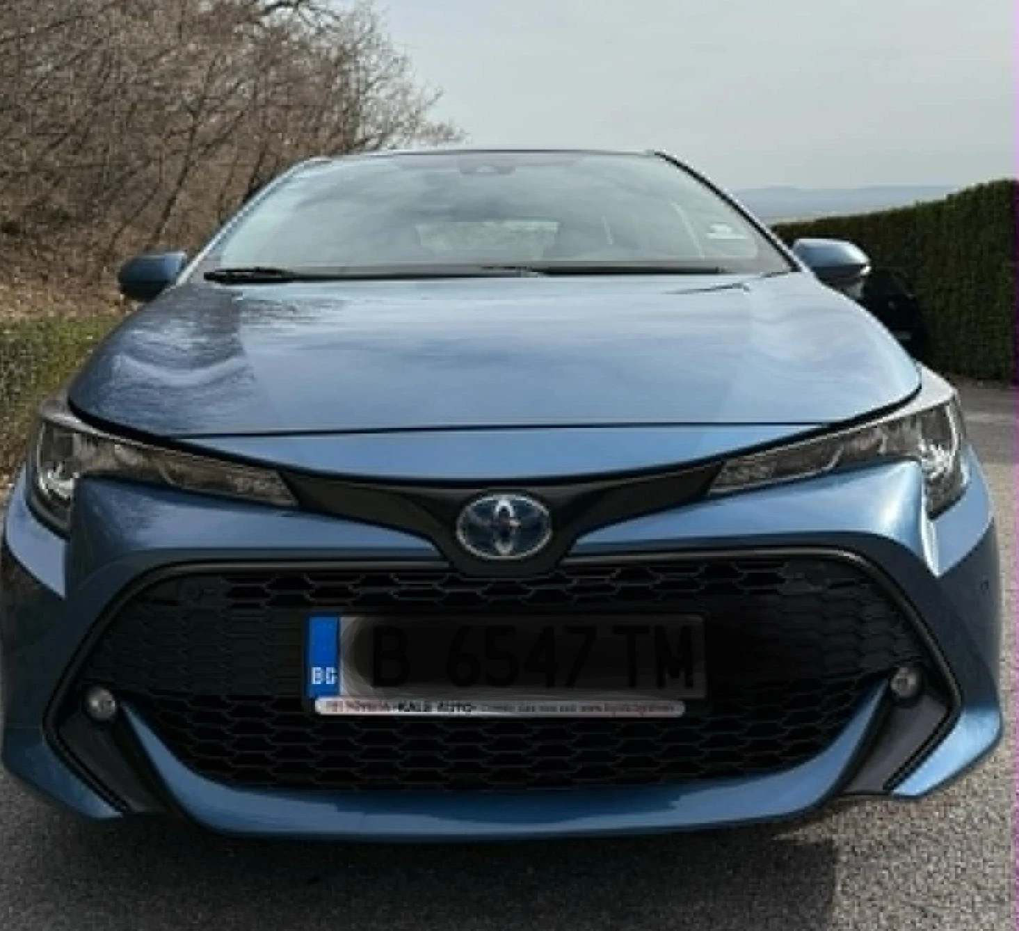 Toyota Corolla 1.8 HYBRID 122 к.с e-CTV