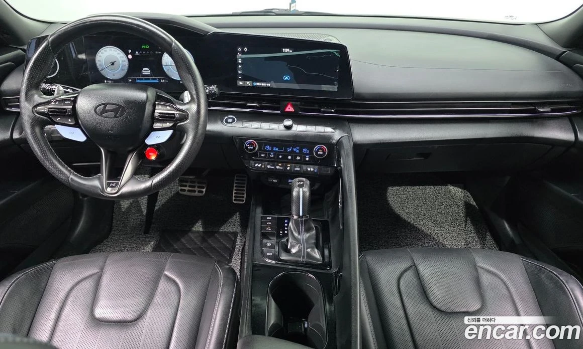 Hyundai Elantra 2.0 N, снимка 10 - Автомобили и джипове - 56155907