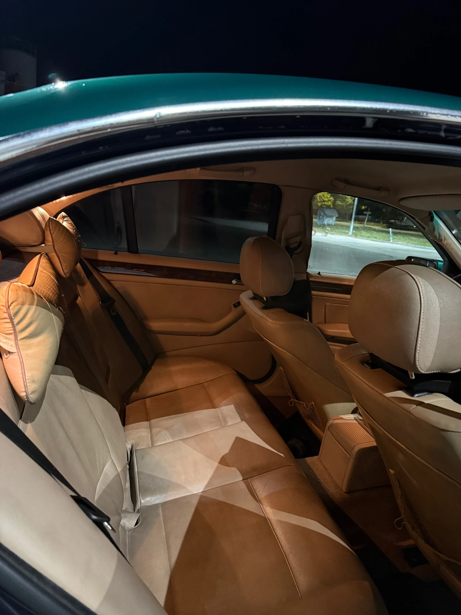 BMW 330, снимка 6 - Автомобили и джипове - 56556605