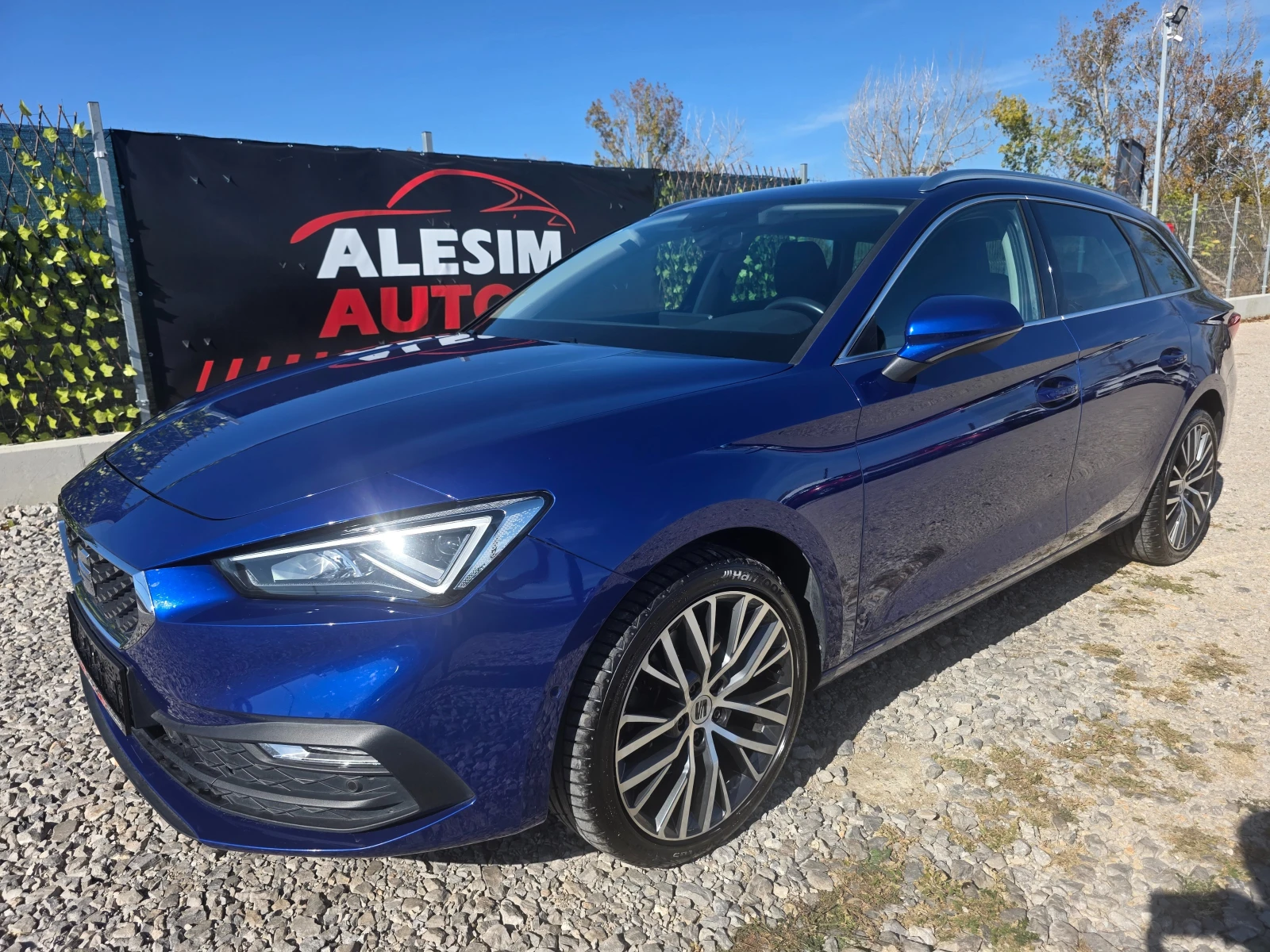 Seat Leon IV-Sprtstourer 2.0 TDI- Xcellence-Automatic-150 hp
