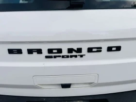 Ford Bronco Base, снимка 8