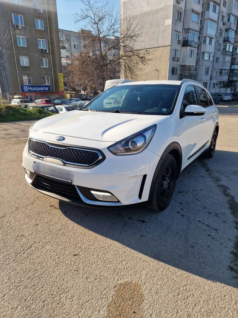 Kia Niro, снимка 2 - Автомобили и джипове - 53034510