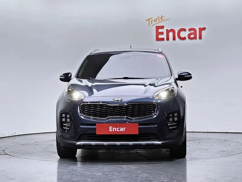 Kia Sportage 2.0 2WD, снимка 3 - Автомобили и джипове - 55789219