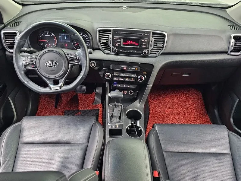 Kia Sportage 2.0 2WD, снимка 7 - Автомобили и джипове - 55789219