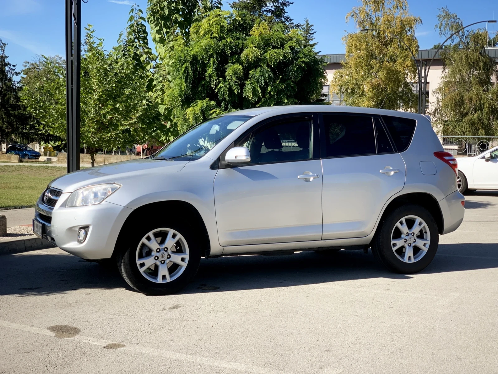 Toyota Rav4 D4D - изображение 6