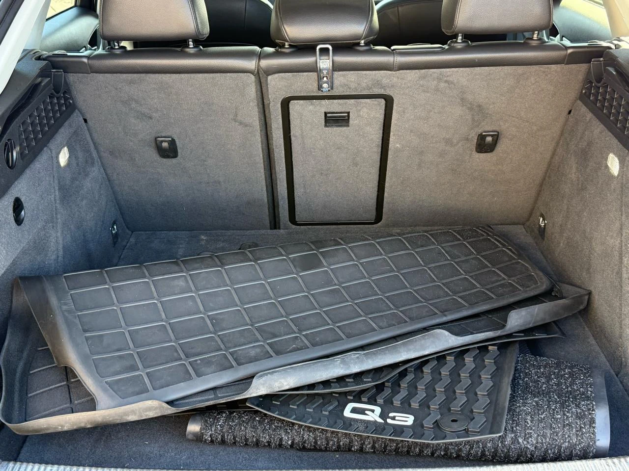 Audi Q3 2.0 TFSI Quattro / Technik / S-Line / PANO | Mobile.bg   16