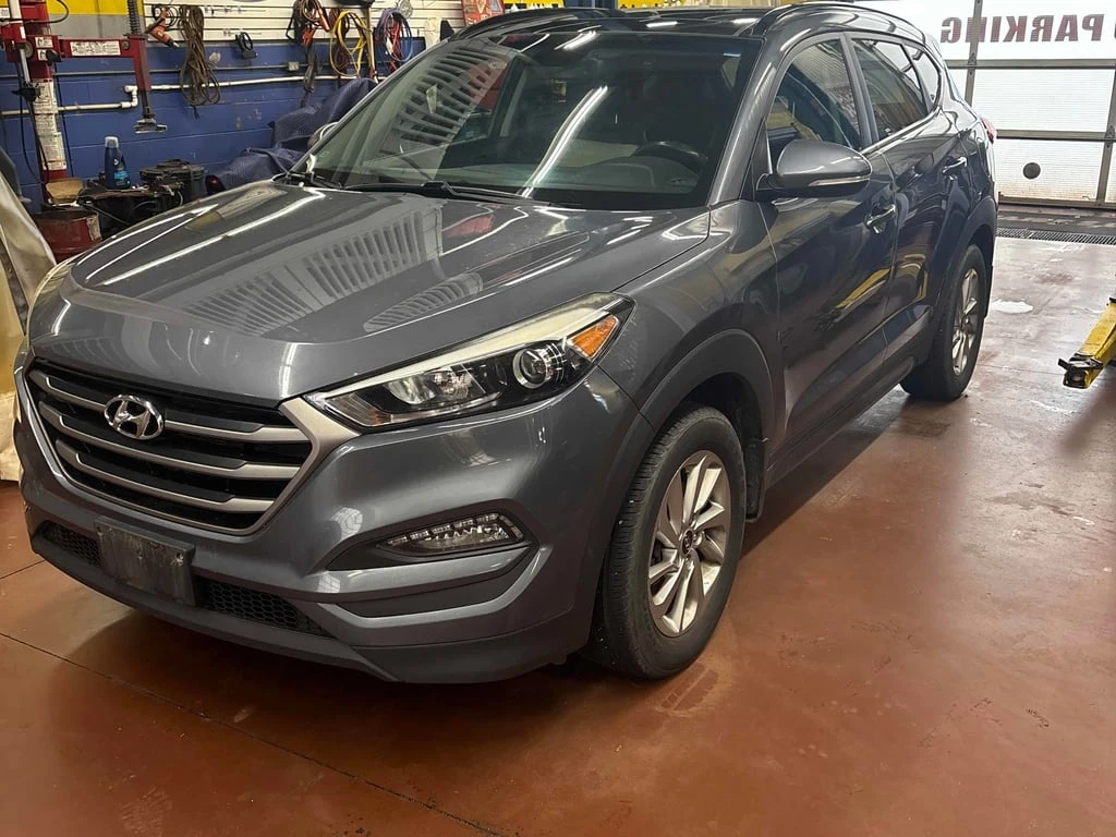 Hyundai Tucson * Luxury * CARFAX *    | Mobile.bg   1