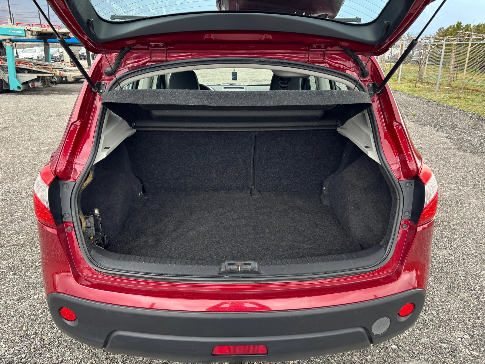 Nissan Qashqai 1.5dci THULE, снимка 9 - Автомобили и джипове - 53966115