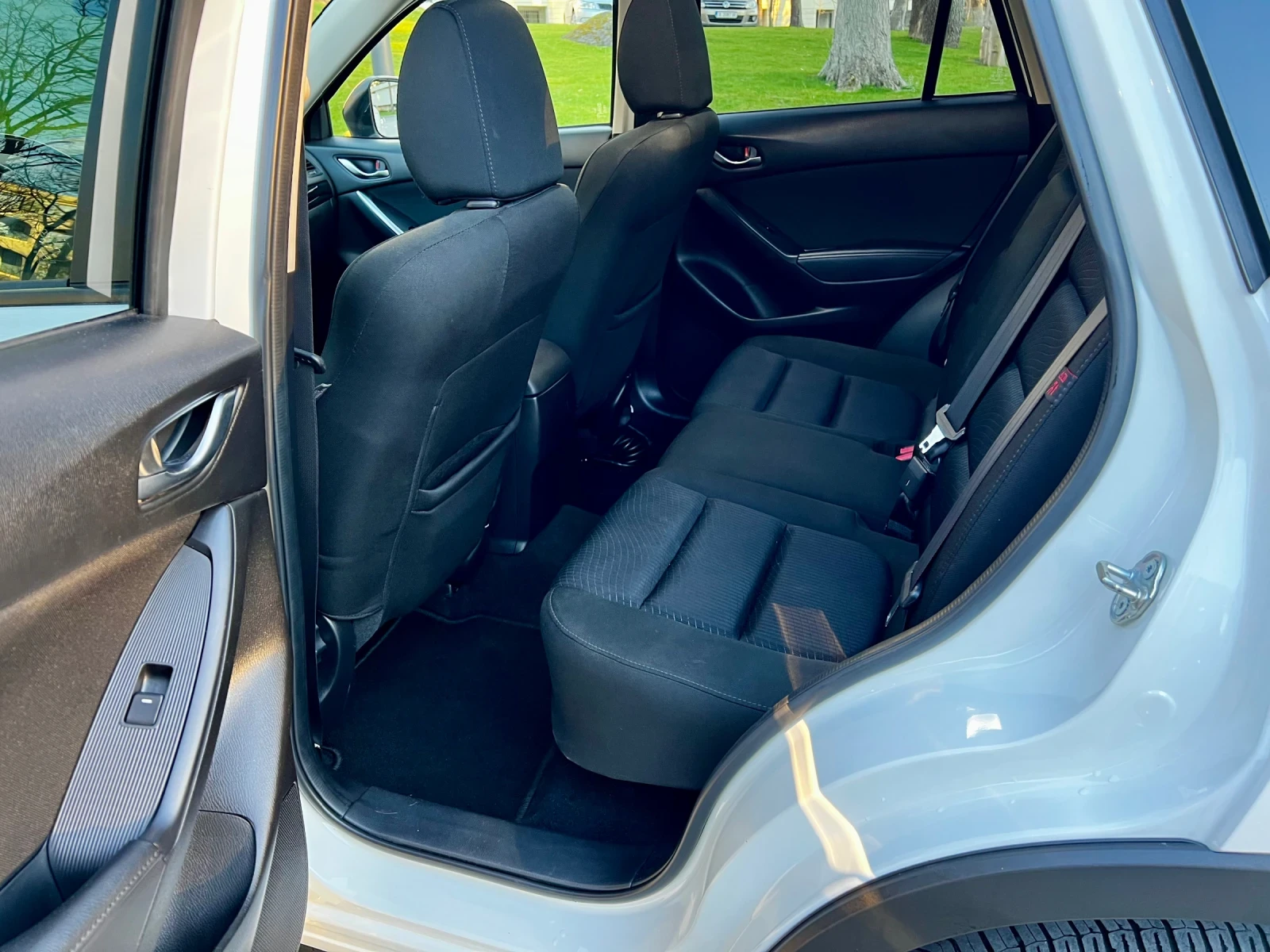 Mazda CX-5 2.2d SkyActive 4x4 EURO 6, снимка 15 - Автомобили и джипове - 54159345