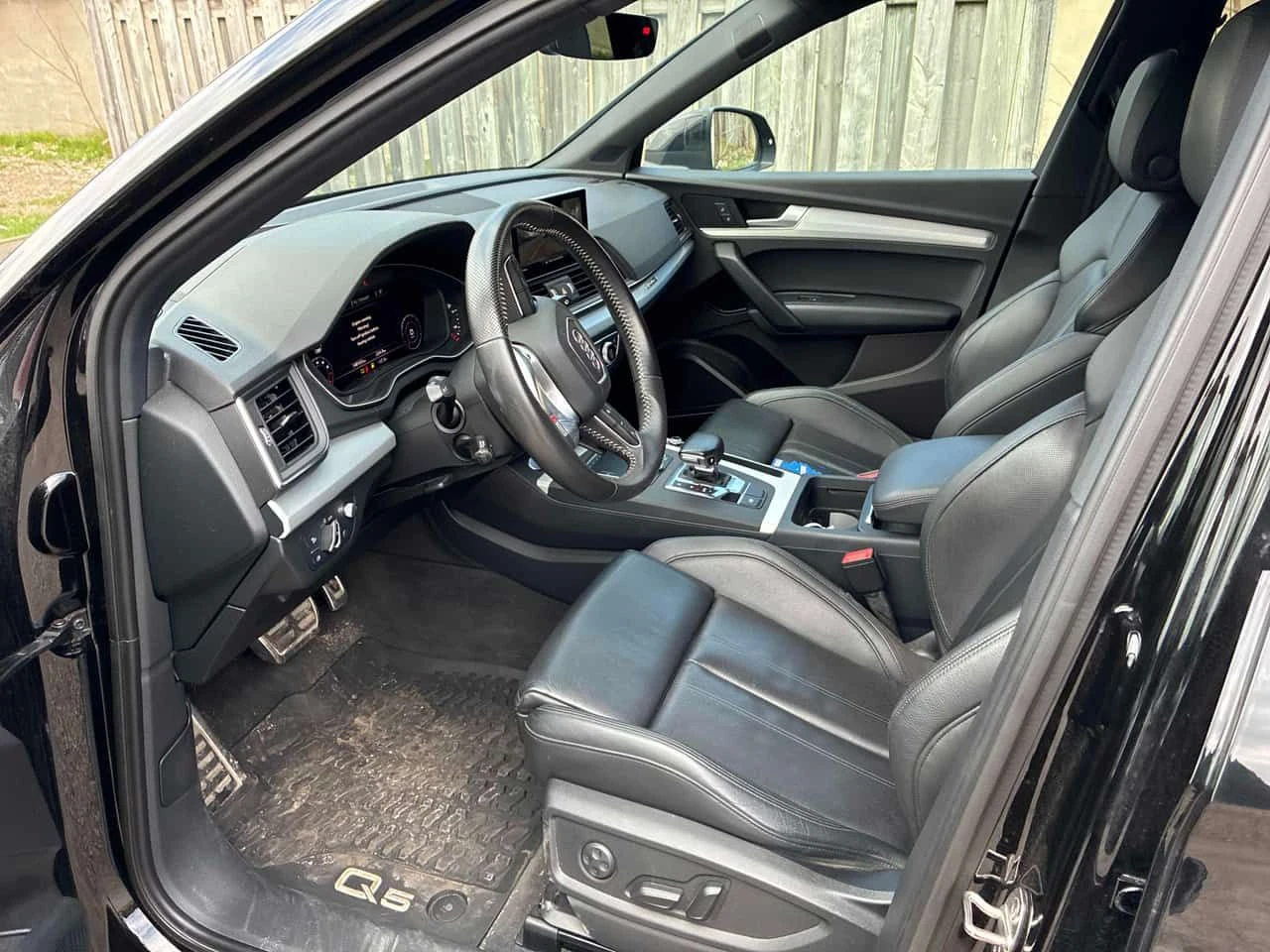 Audi Q5 * Technik S LINE* DIS* 360* B&O* LED* PANO* ОБДУХВ, снимка 5 - Автомобили и джипове - 54233931