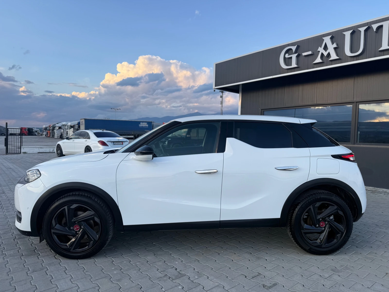 Citroen DS 3 Crossback 1.5 hdi PERFORMANCE LINE Собствен лизинг !!!, снимка 7 - Автомобили и джипове - 54800881