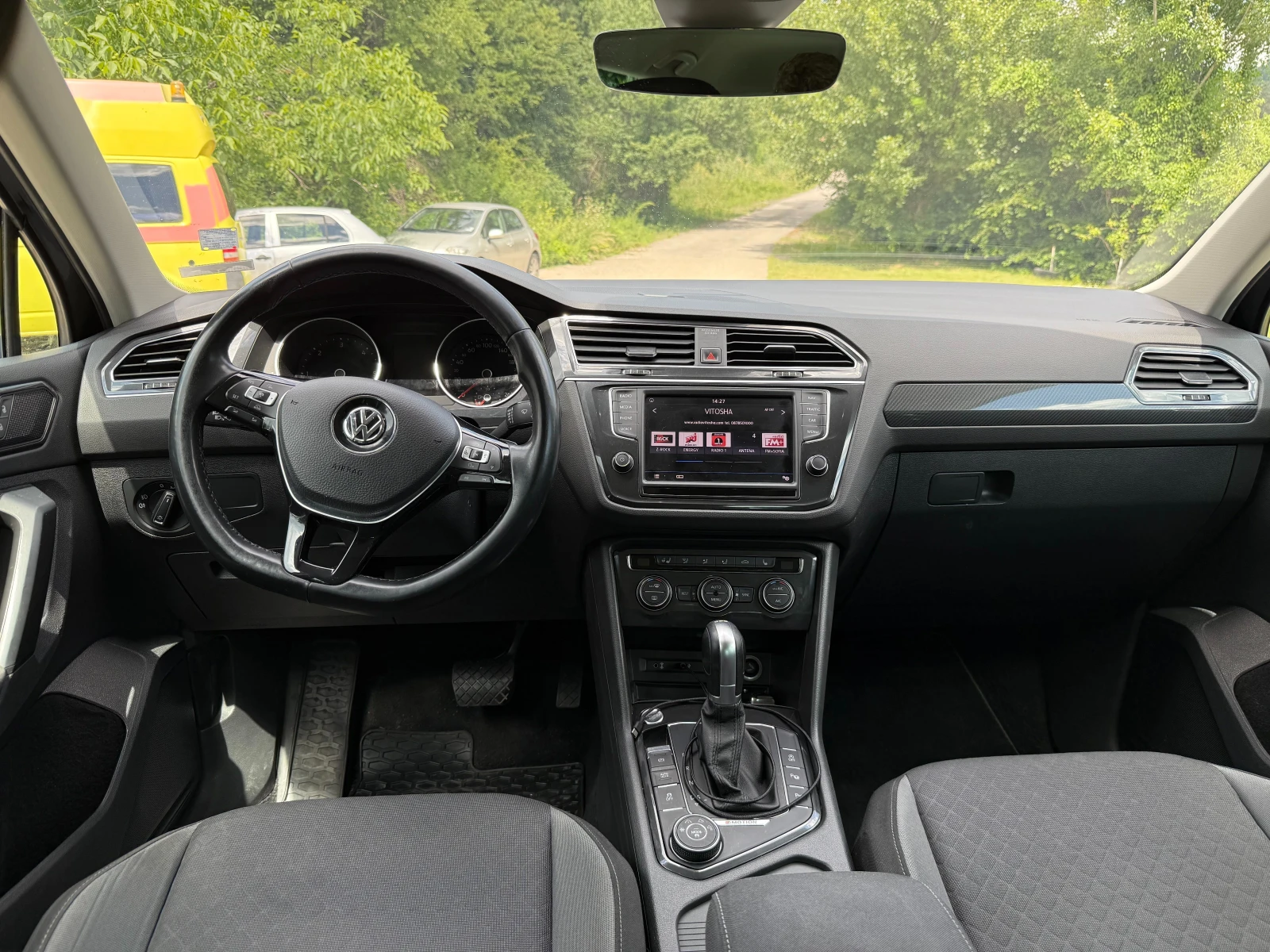 VW Tiguan 2.0 TDI 4Moition 7DSG, снимка 6 - Автомобили и джипове - 54855519