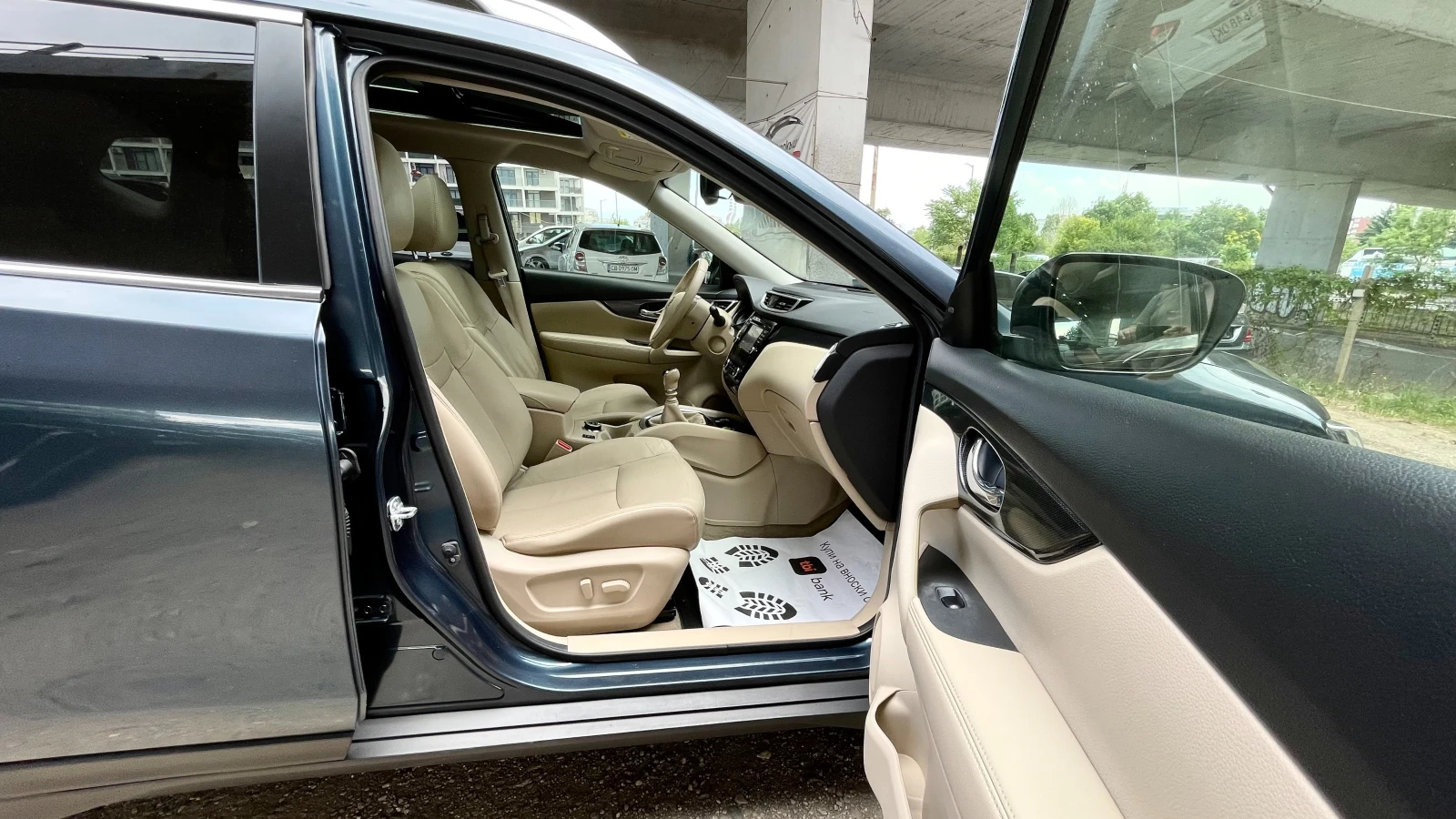 Nissan X-trail 4x4 TEKNA, снимка 15 - Автомобили и джипове - 55101477