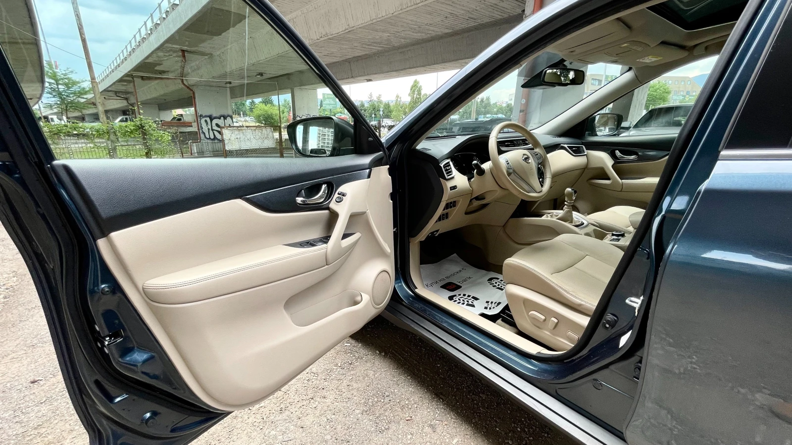 Nissan X-trail 4x4 TEKNA, снимка 11 - Автомобили и джипове - 55101477