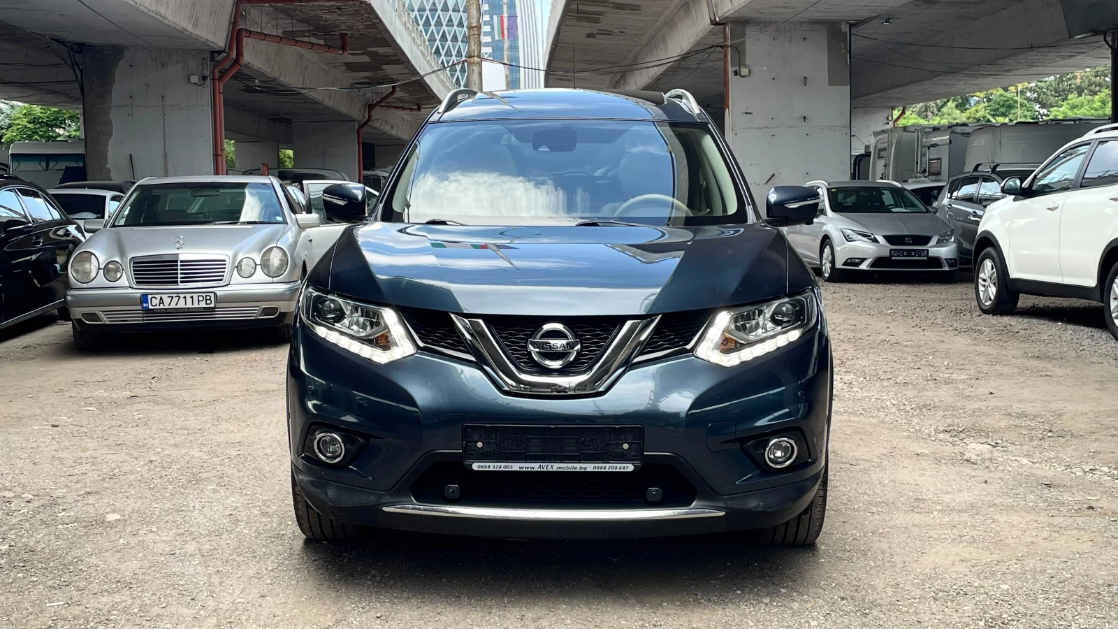 Nissan X-trail 4x4 TEKNA, снимка 2 - Автомобили и джипове - 55101477