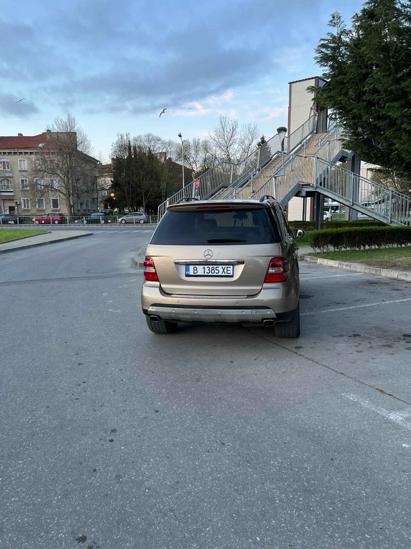 Mercedes-Benz ML 350, снимка 4 - Автомобили и джипове - 55219589