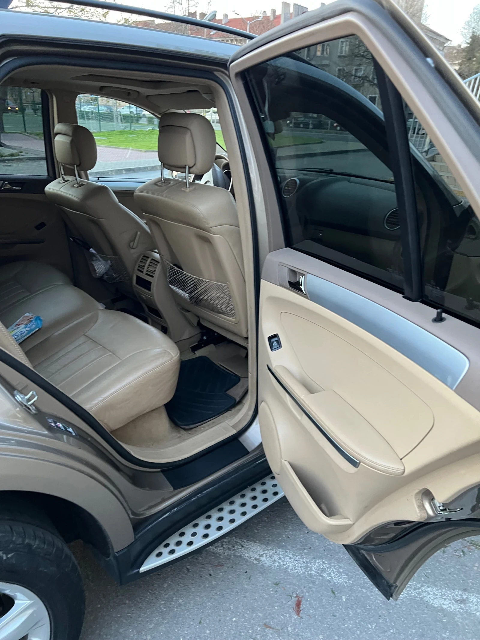 Mercedes-Benz ML 350, снимка 7 - Автомобили и джипове - 55219589