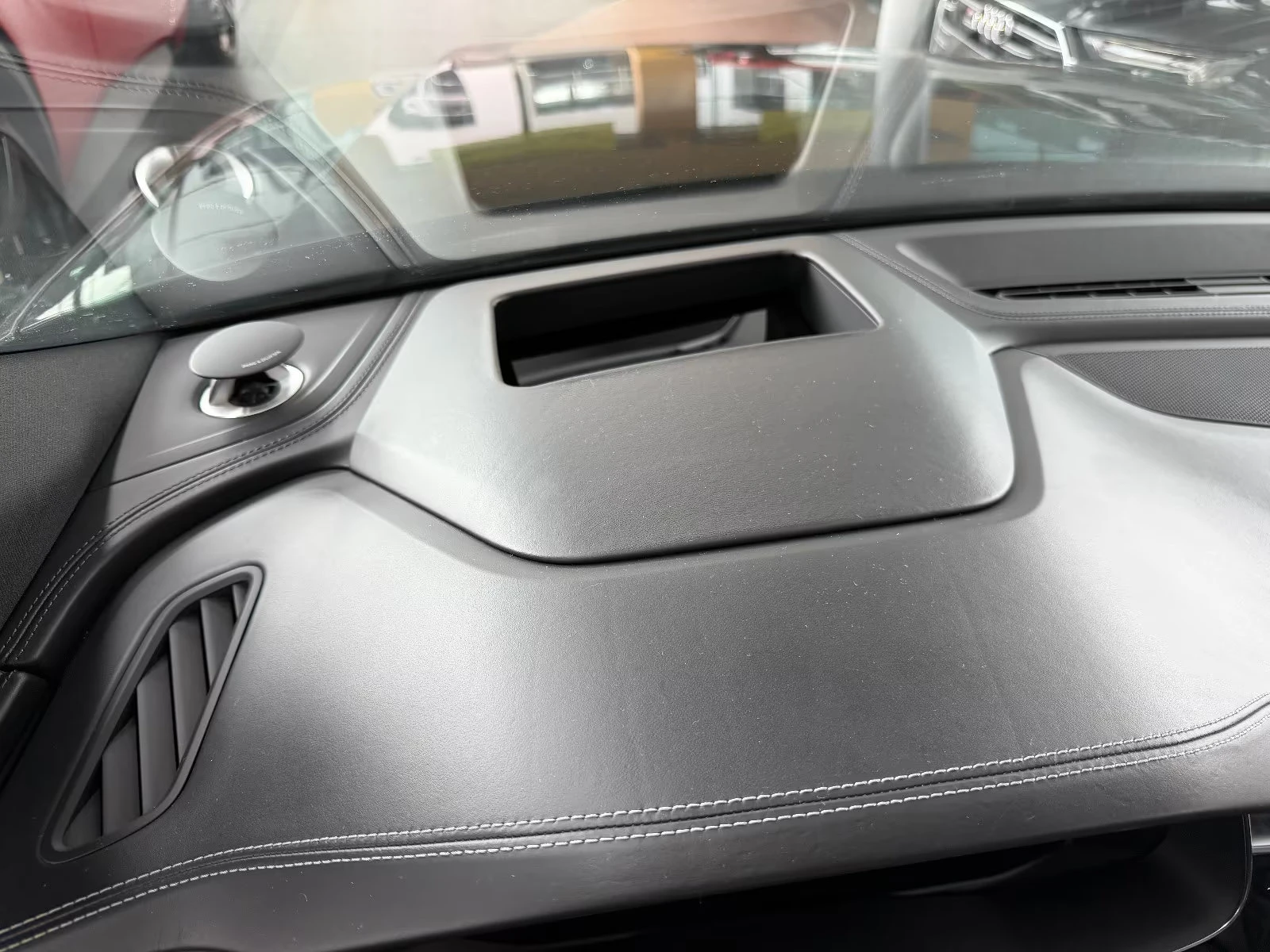 Audi Q8 50TDI/286HP/S-LINE/PANO/B&O/MEMO/HUD/CAM/523q, снимка 9 - Автомобили и джипове - 55390222