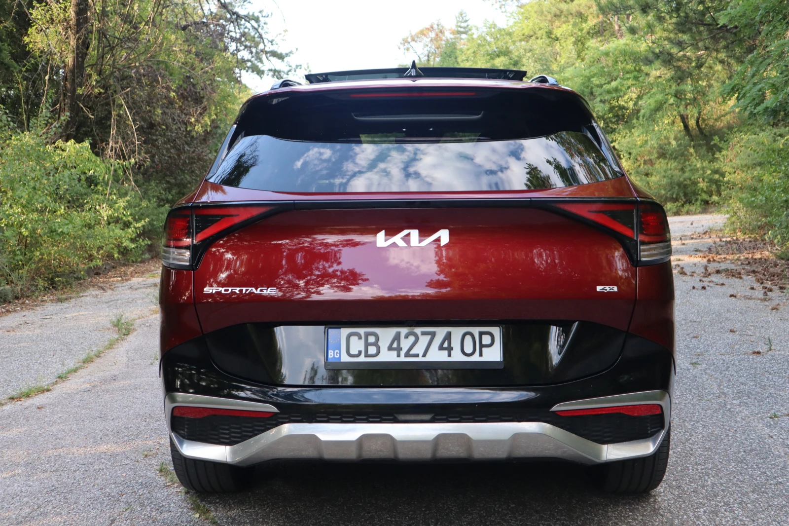 Kia Sportage Premium, снимка 4 - Автомобили и джипове - 55547408