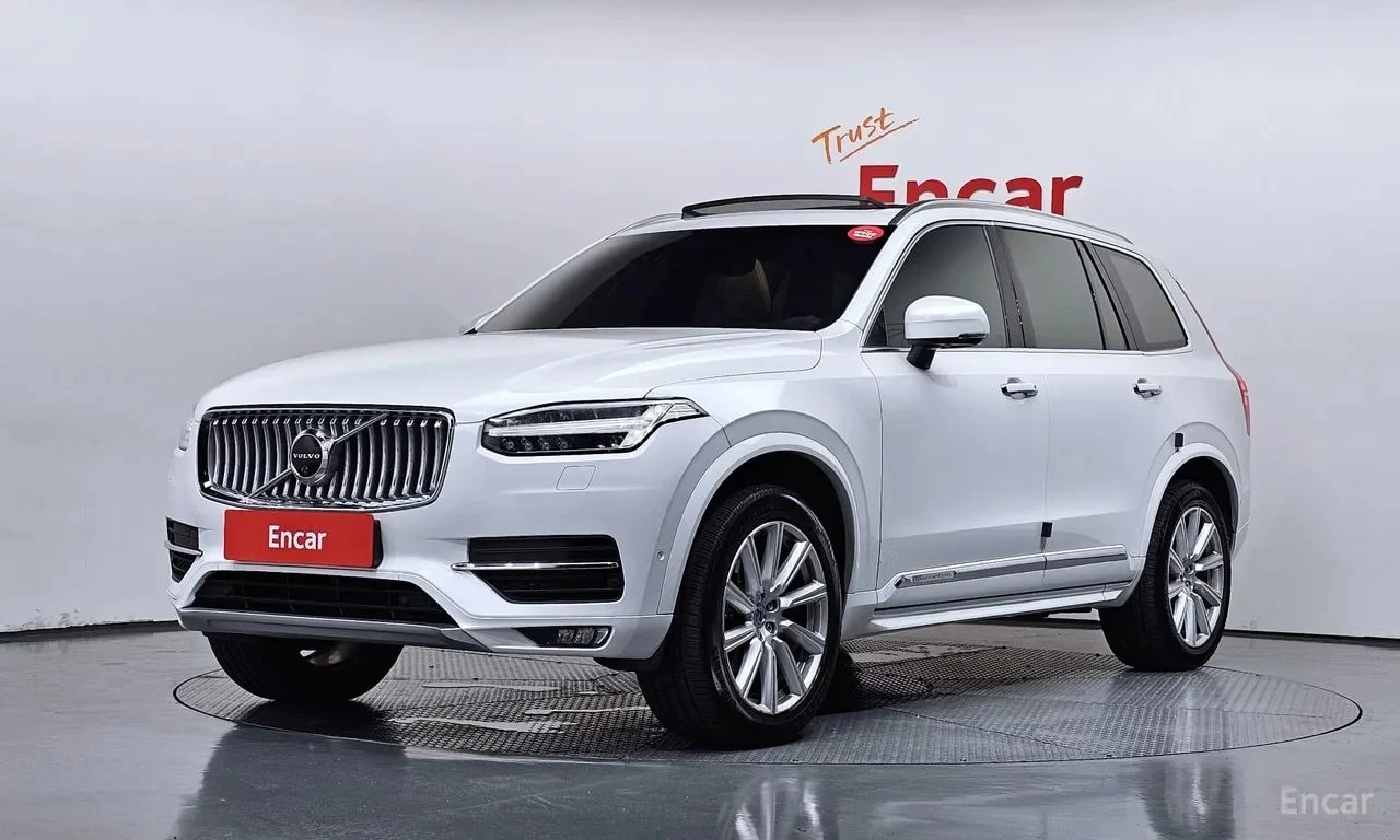 Volvo Xc90 * T6 Inscription * ПАНО * ОБДУХВАНЕ* АВТОКРЕДИТ* 