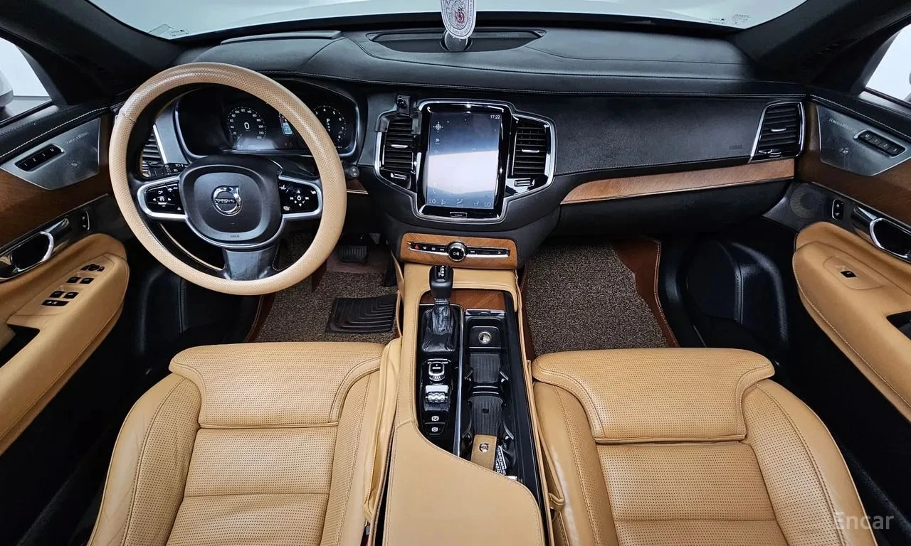 Volvo Xc90 * T6 Inscription * ПАНО * ОБДУХВАНЕ* АВТОКРЕДИТ* , снимка 7 - Автомобили и джипове - 56131406