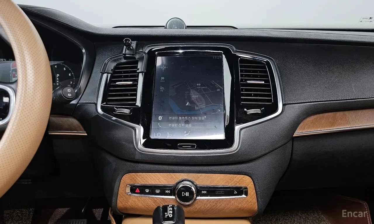 Volvo Xc90 * T6 Inscription * ПАНО * ОБДУХВАНЕ* АВТОКРЕДИТ* , снимка 14 - Автомобили и джипове - 56131406