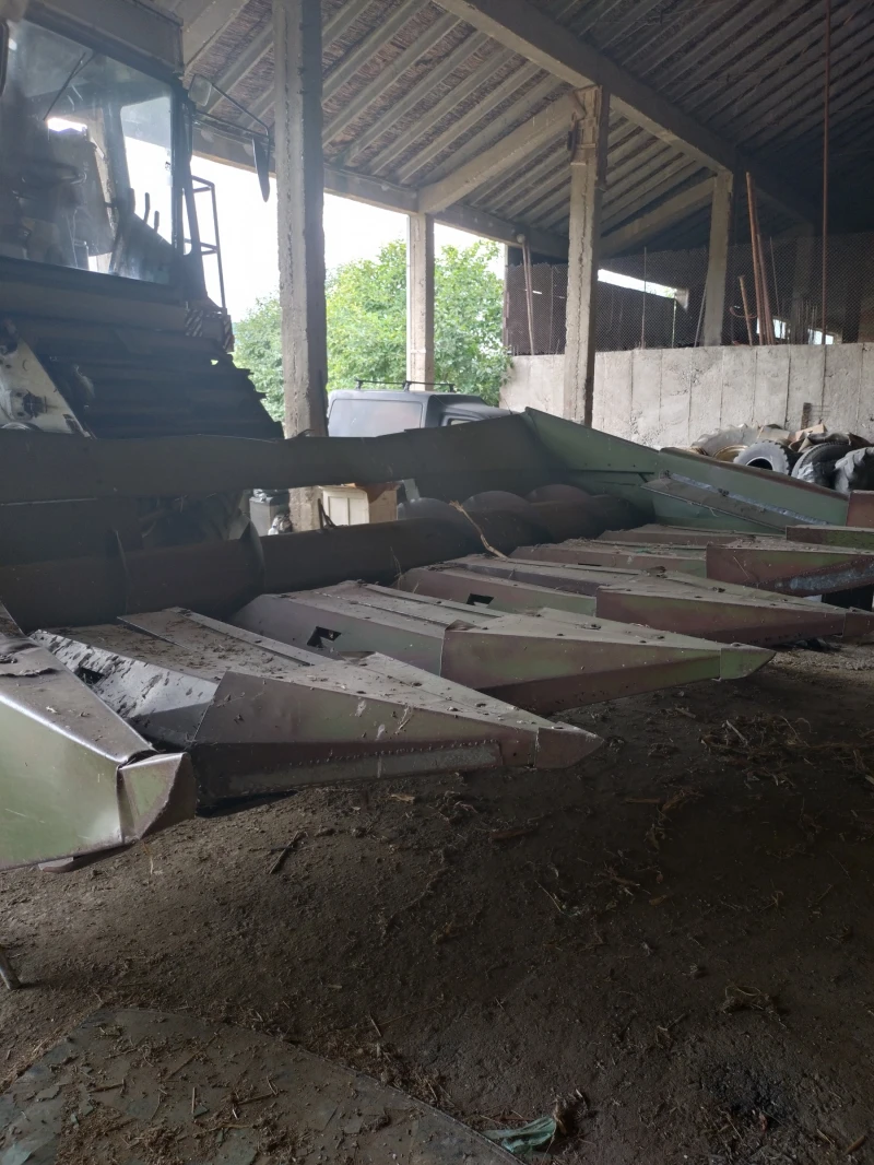 Комбайн Fortschritt, снимка 7 - Селскостопанска техника - 52201378