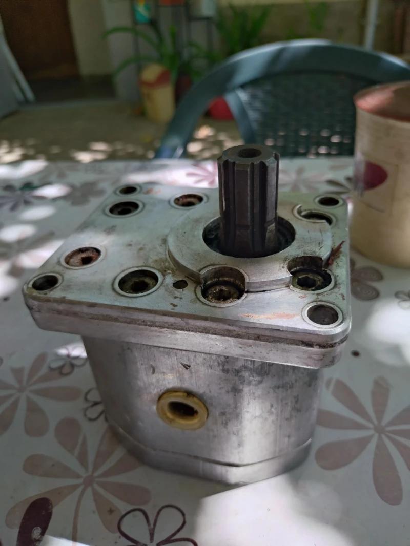 Комбайн Fortschritt, снимка 10 - Селскостопанска техника - 52201378