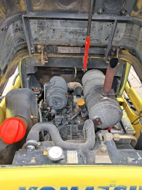 Мини челни товарачи Komatsu SK714, снимка 7