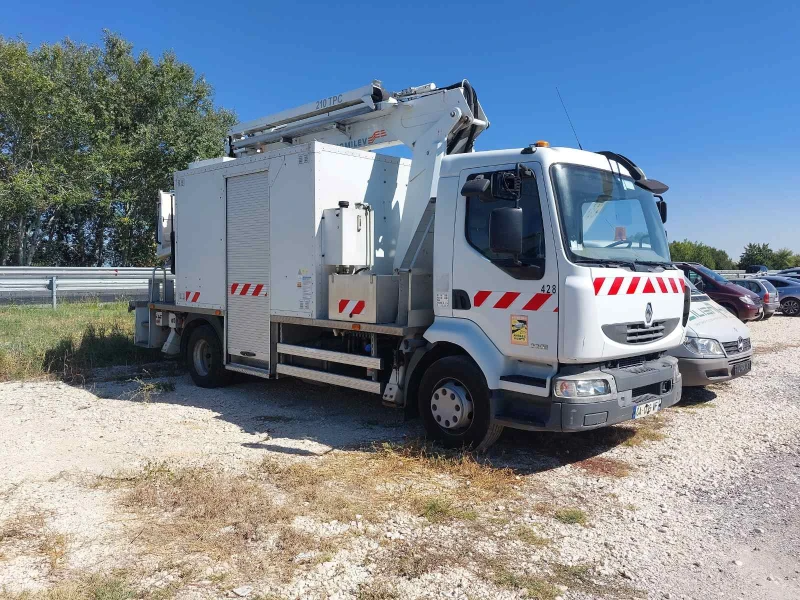 Автовишка Друга марка Renault Midlum 