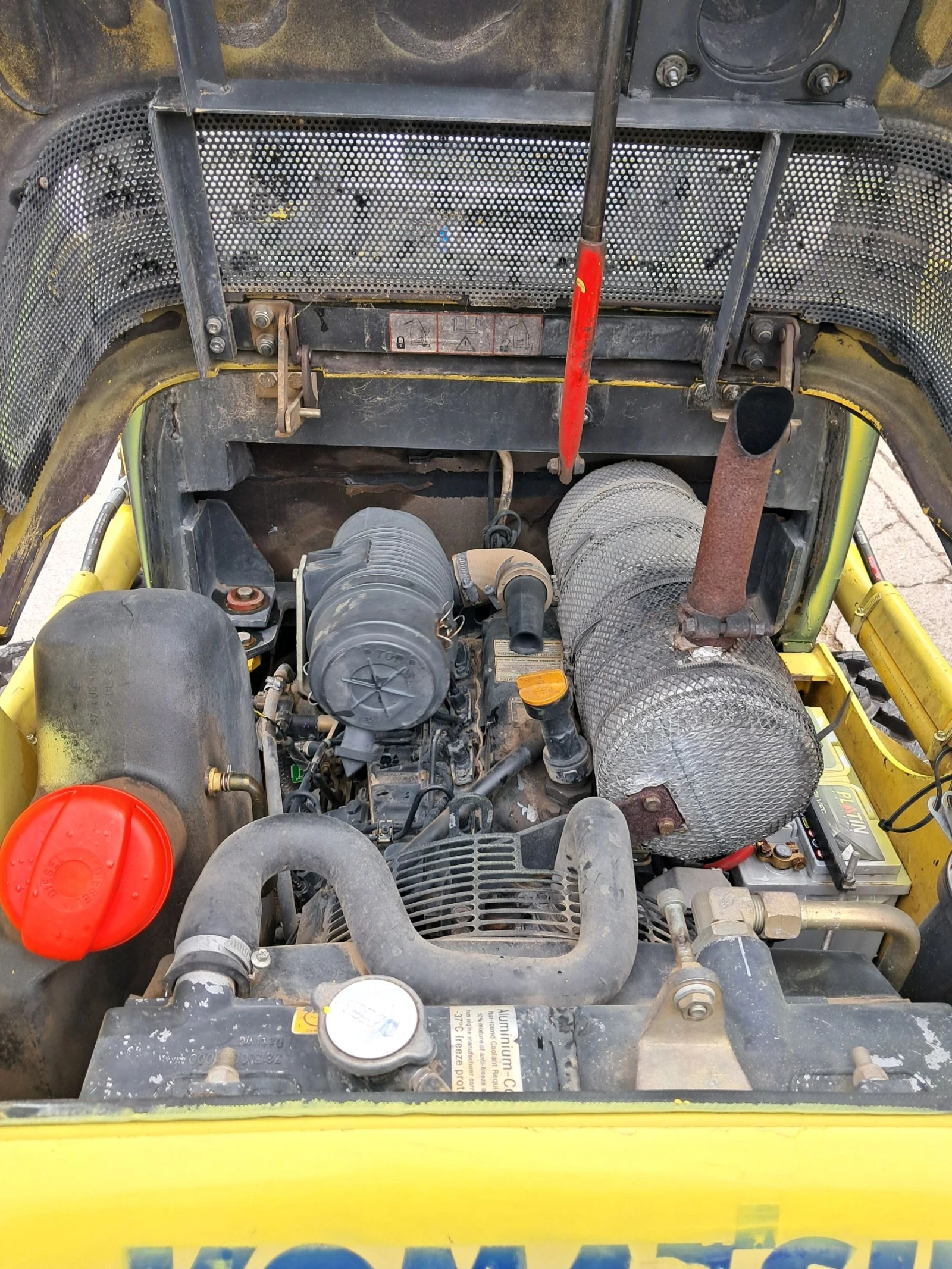 Мини челни товарачи Komatsu SK714, снимка 7 - Индустриална техника - 54890859