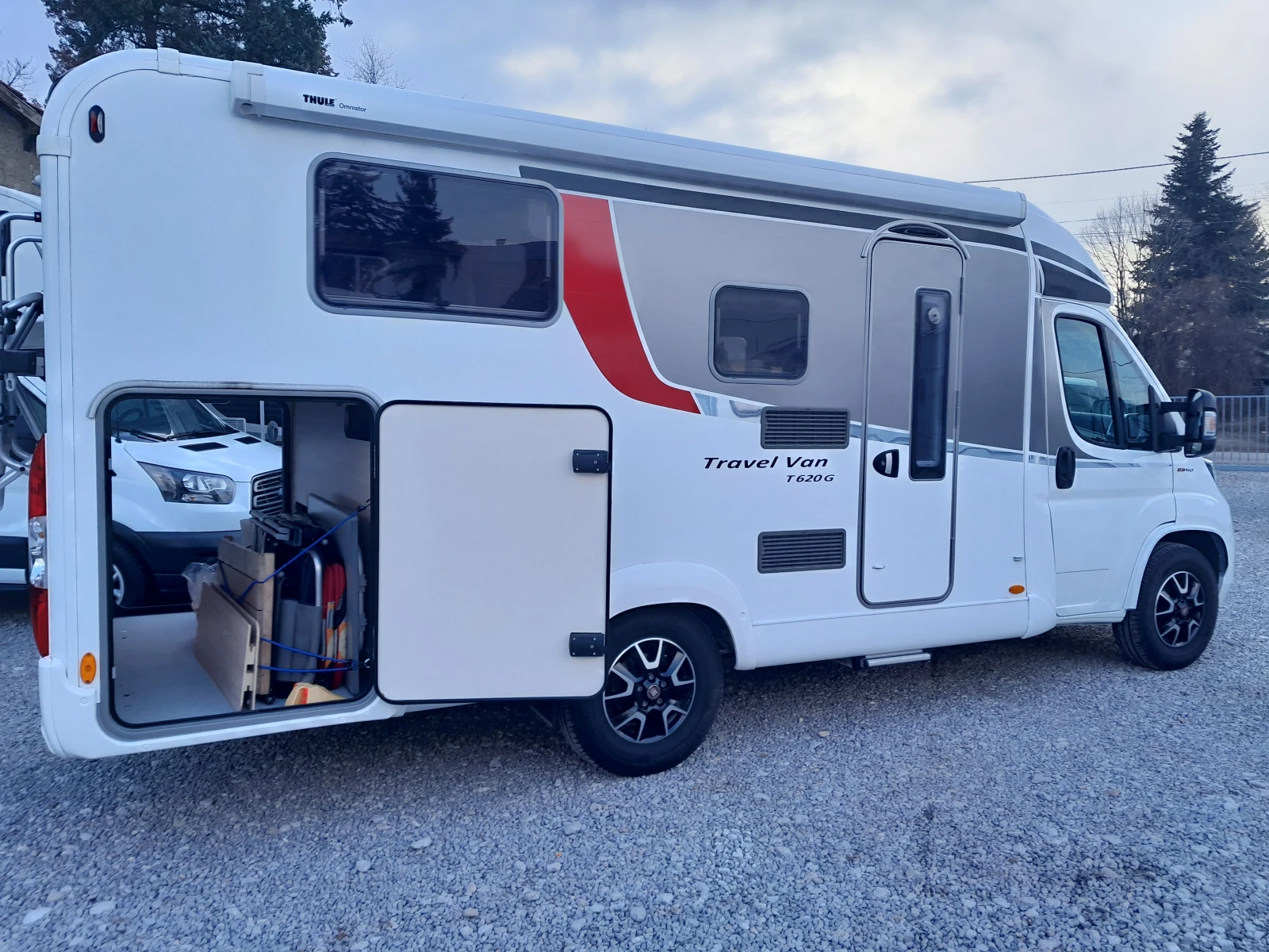 Кемпер Burstner 620 G Travel Van  - изображение 3