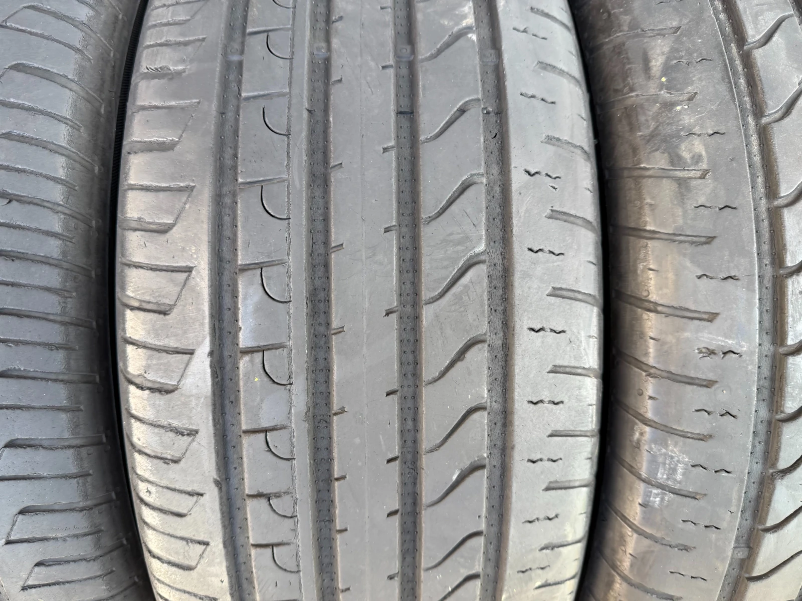Гуми Летни 235/50R19, снимка 6 - Гуми и джанти - 53838067