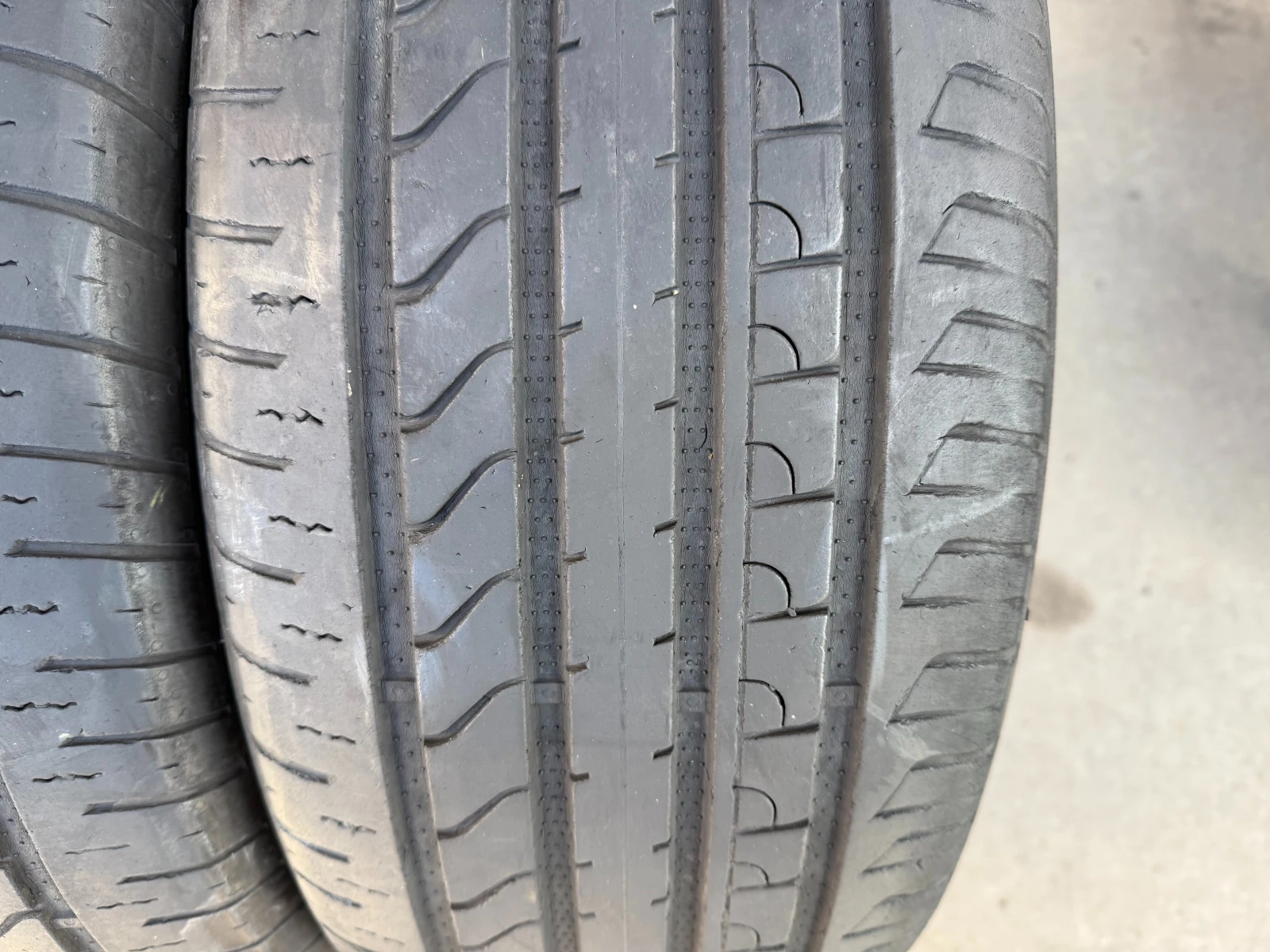 Гуми Летни 235/50R19, снимка 7 - Гуми и джанти - 53838067