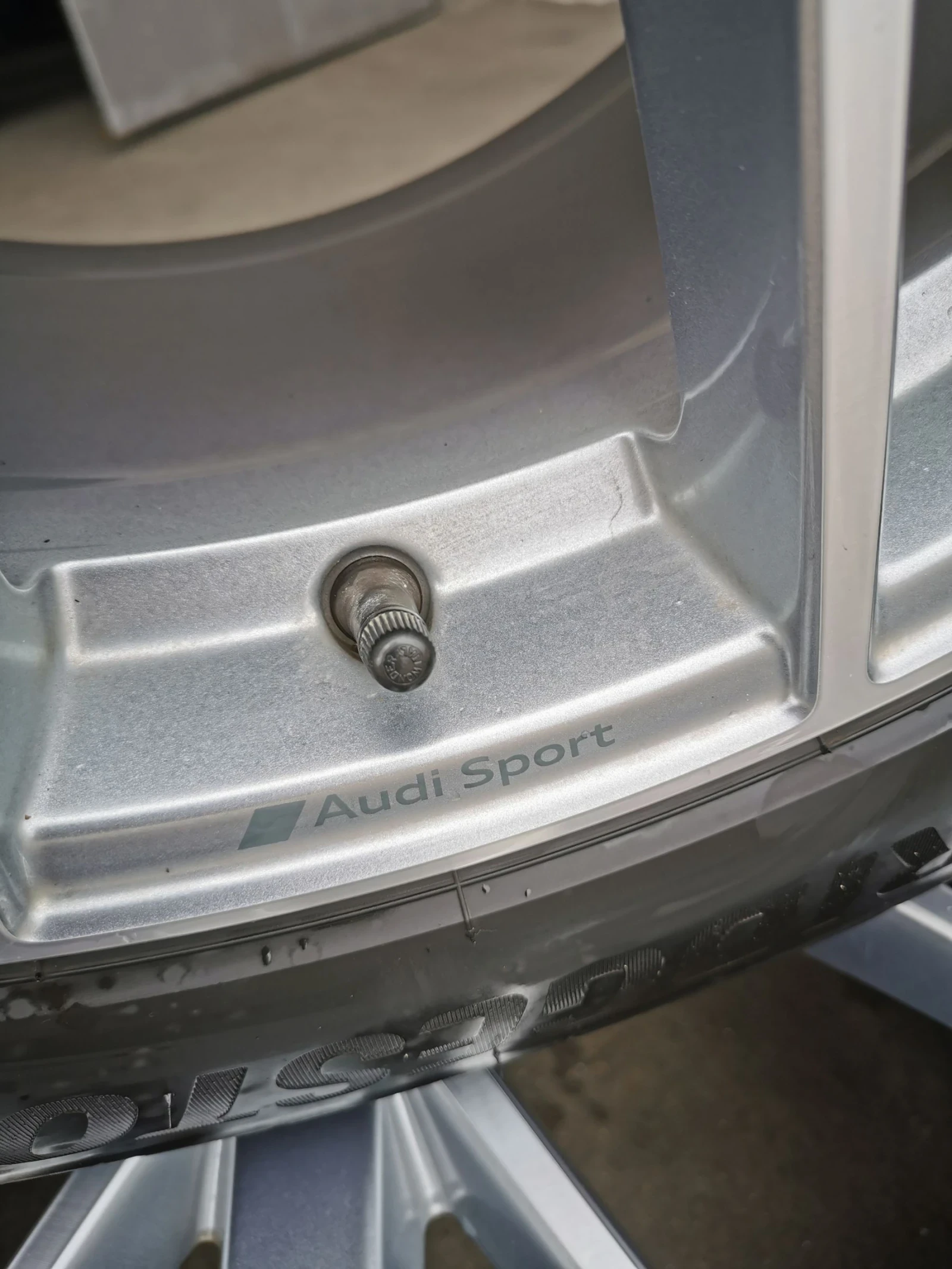 Гуми с джанти Bridgestone 265/45R21, снимка 8 - Гуми и джанти - 54855924