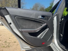 Mercedes-Benz CLA 200 AMG 4-MATIC, снимка 13
