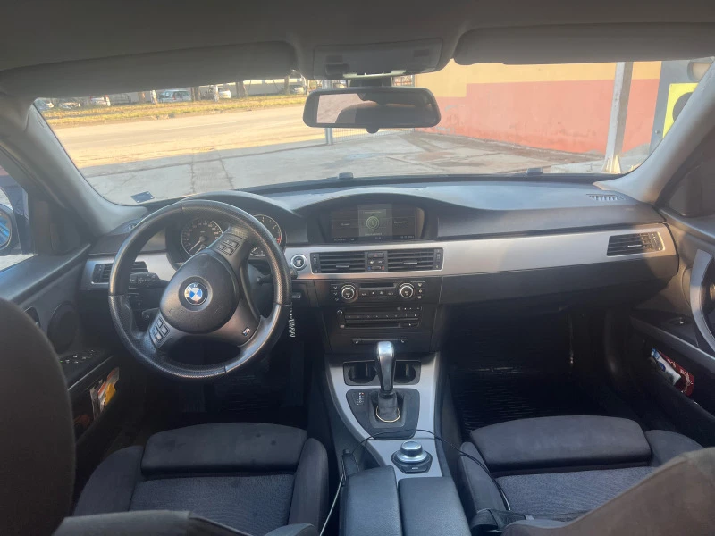 BMW 320, снимка 1 - Автомобили и джипове - 46995835