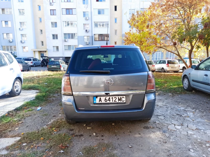 Opel Zafira, снимка 3 - Автомобили и джипове - 47761478