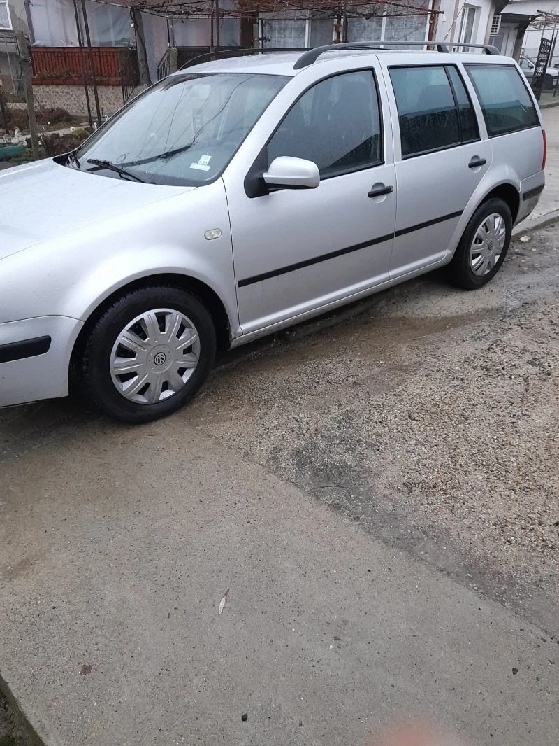 VW Golf, снимка 3 - Автомобили и джипове - 48309288