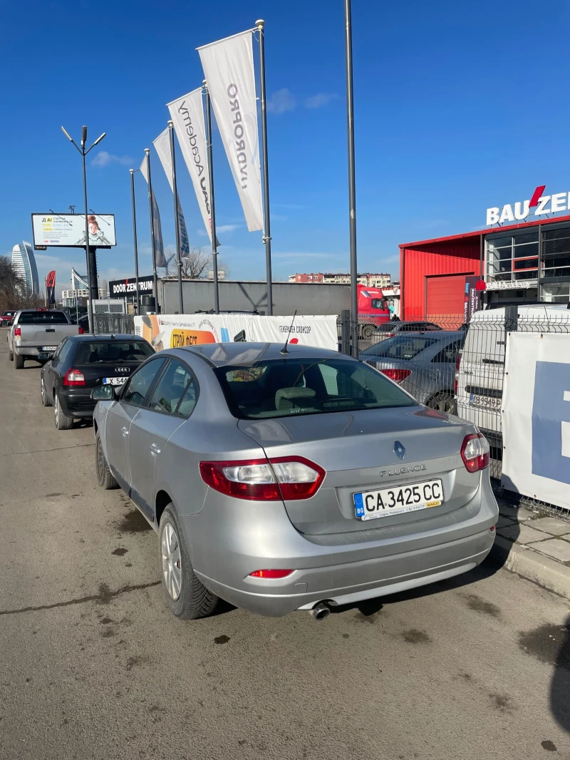 Renault Fluence, снимка 3 - Автомобили и джипове - 48602130